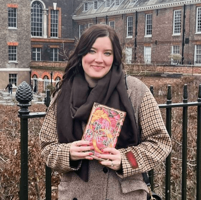 Sasha Peyton Smith Author Photo